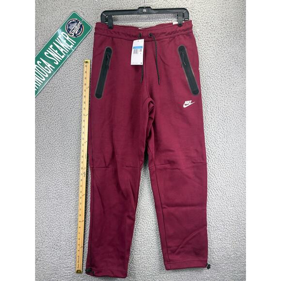 Nike Tech Fleece Pants Sweatpants Mens Medium Beeet Purple Straight Leg NEW M